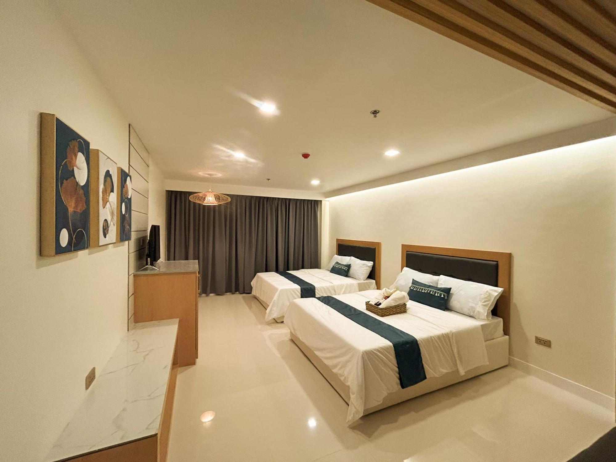 717 Residences 伊洛伊洛 外观 照片