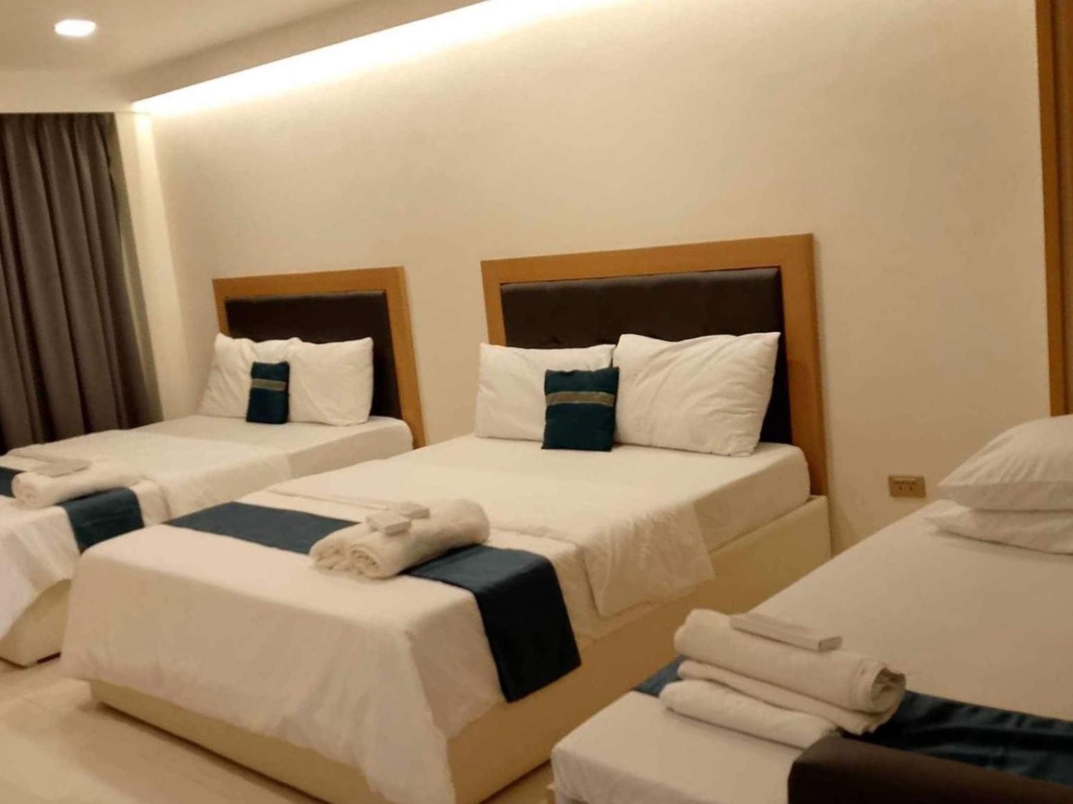 717 Residences 伊洛伊洛 外观 照片