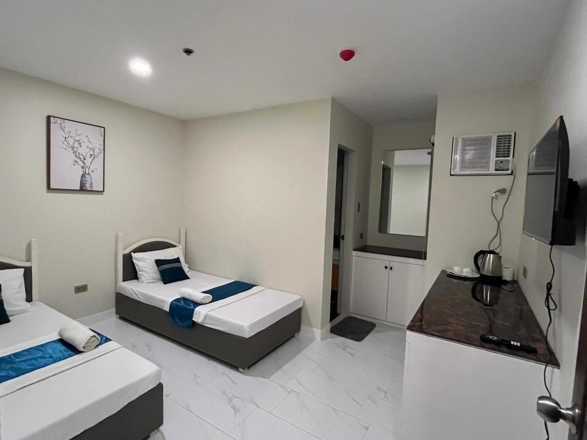 717 Residences 伊洛伊洛 外观 照片